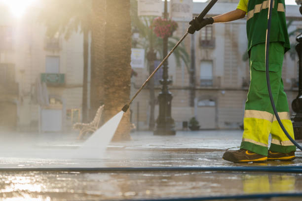 Why Choose Our Certified Pressure Washing Experts for Your Project Needs in Fayette, MO?